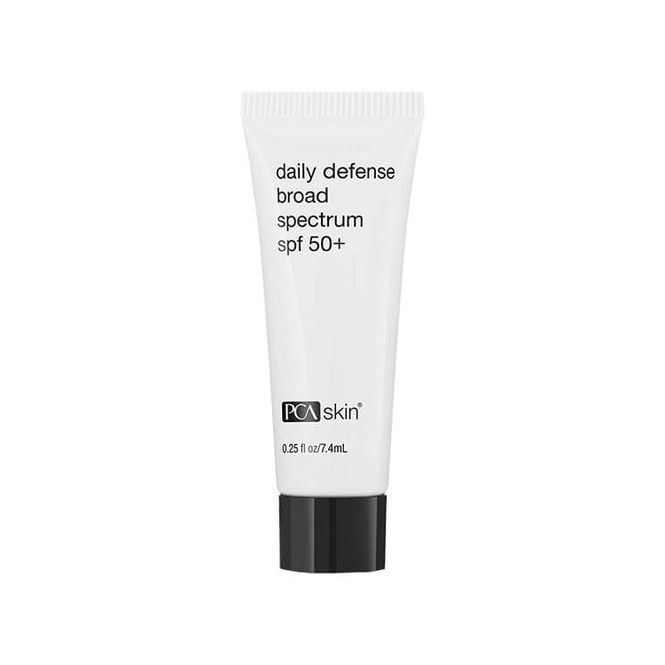 Hovedbilde Daily Defense Broad Spectrum SPF 50+ Travel Size 7,4ml